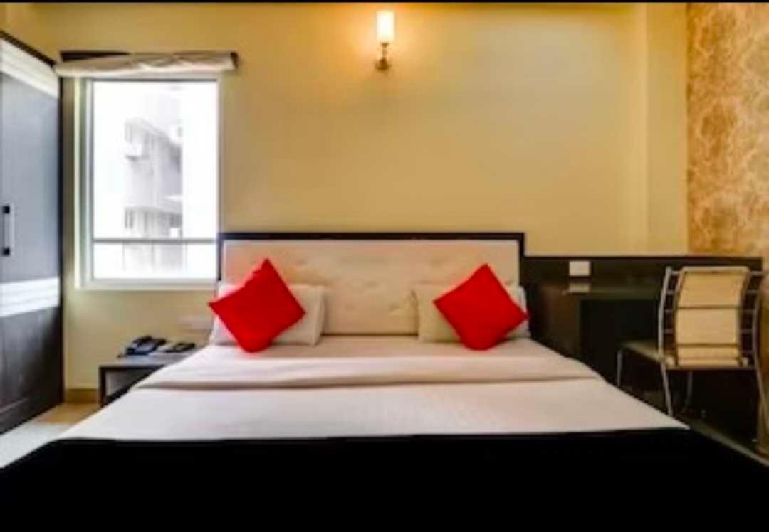 Collection O Hotel Kashi Inn Bénarès Extérieur photo