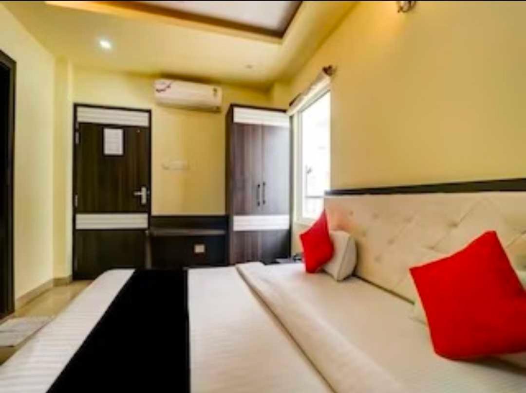 Collection O Hotel Kashi Inn Bénarès Extérieur photo